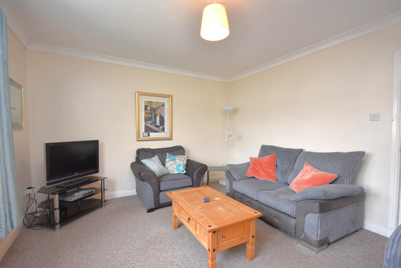 First Floor Apartment (Rear), 13, Victoria Road, Penarth, Vale of Glamorgan CF64 3EG